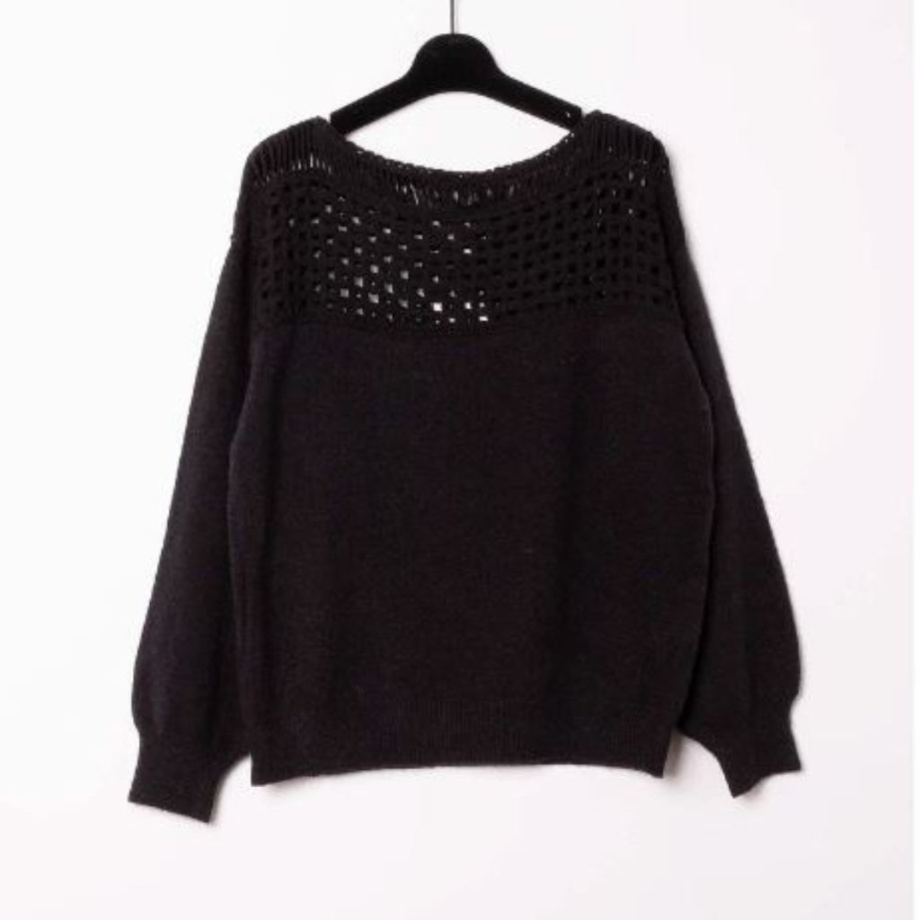 La Maille Bohème-Chic à Plastron Crochet